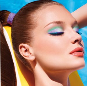 Visuel-officiel-Aqua-MAKE-UP-FOR-EVER-300